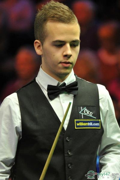 我们期待他 我们期待他